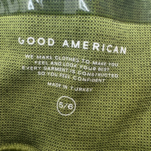 Good American Seamless Chunky Rib Leggings - Picture 9 of 12